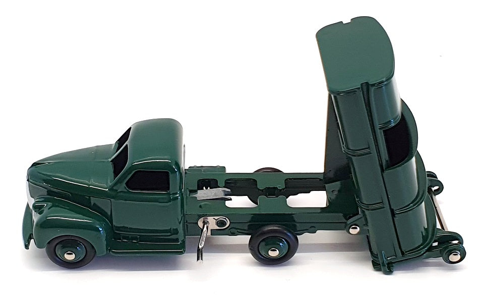 Atlas Editions Dinky Toys Appx 13cm Long 25VS - Studebaker Truck - Green