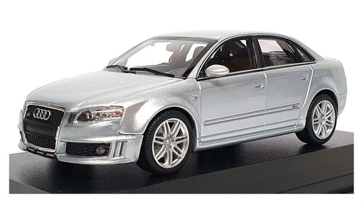 Maxichamps 1/43 Scale 940 014601 - 2004 Audi RS4 - Metallic Silver