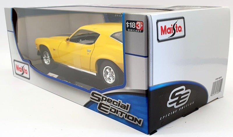 Maisto 1/18 Scale 46629 - 1971 Chevrolet Camaro - Yellow