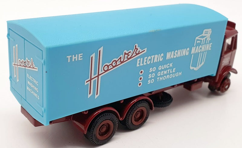 EFE 1/76 Scale Model Truck 10506 - AEC Mammoth Hoovers 6 Wheel Box Van