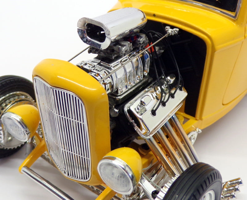ACME 1/18 Scale Diecast A1805015 - 1932 Blown Ford Three Window - Yellow