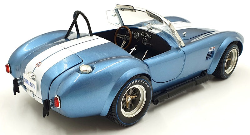 Kyosho 1/18 Scale Diecast 08047SBL - Shelby Cobra 427 S/C - Sapphire Blue
