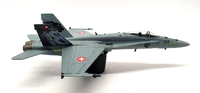 Hobby Master 1/72 Scale HA3507 - McDonnell Douglas F/A 18 C J-5019 18th Sqn