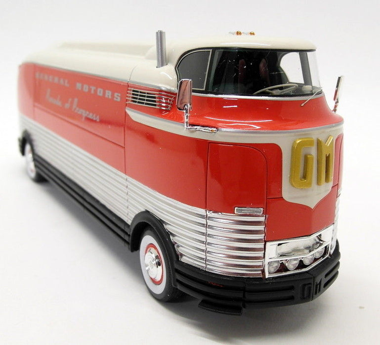 Neo 1/43 Scale resin - 46470 GM Futurliner 1941 Red / White Model Truck