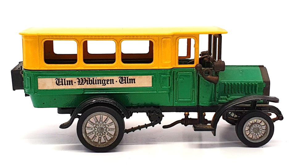 CONRAD 14cm Long Diecast CN002 - 1923-24 MAN Erster Diesel Lastwagen Coach