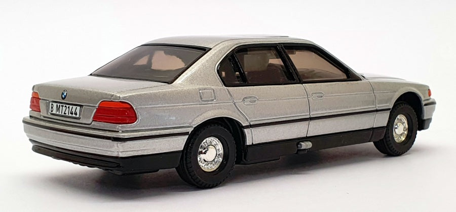 Corgi 1/36 Scale 05101 - BMW 750i James Bond 007 - Tomorrow Never Dies