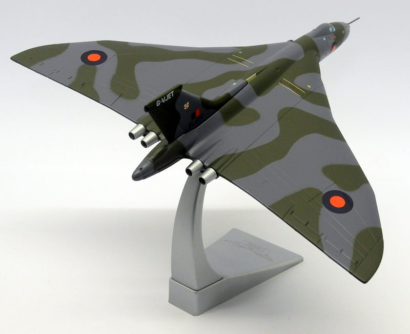 Corgi 1/144 Scale - 48305 Avro Vulcan B2 XL426 G-VJET