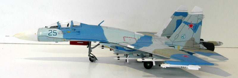 Three Gaincorp precision models from the 'World Aircraft collection' to include a Sukhoi SU-27 Flank Three Gaincorp precision models from the 'World Aircraft collection' to include a Sukhoi SU-27 Flank