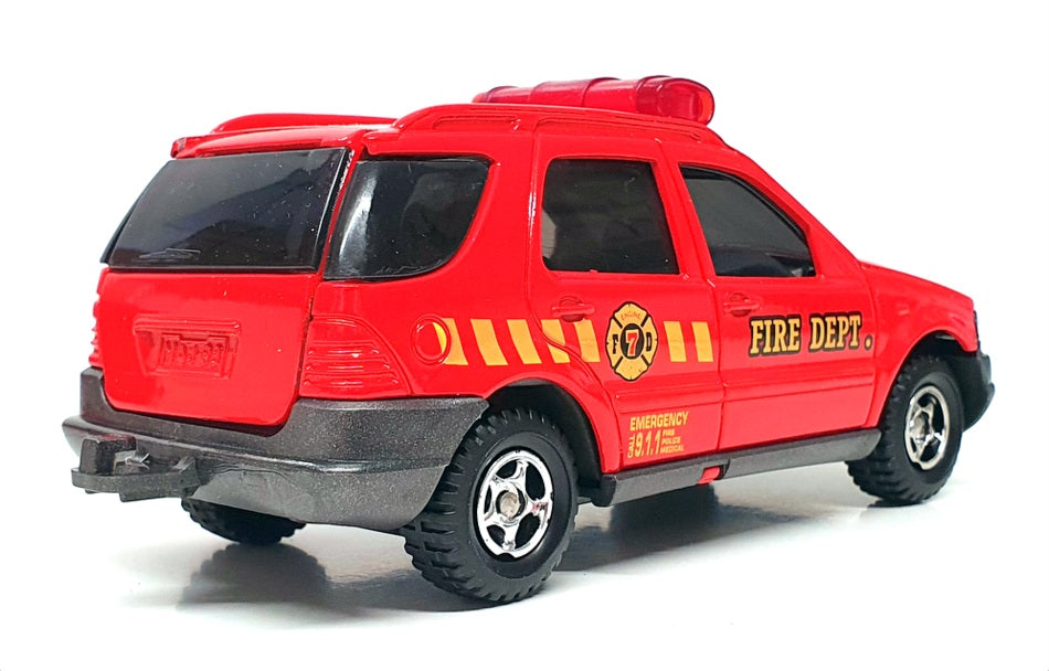 Majorette 1/34 Scale 3010/3020 - Mercedes Benz New York Fire Dept. Engine #7