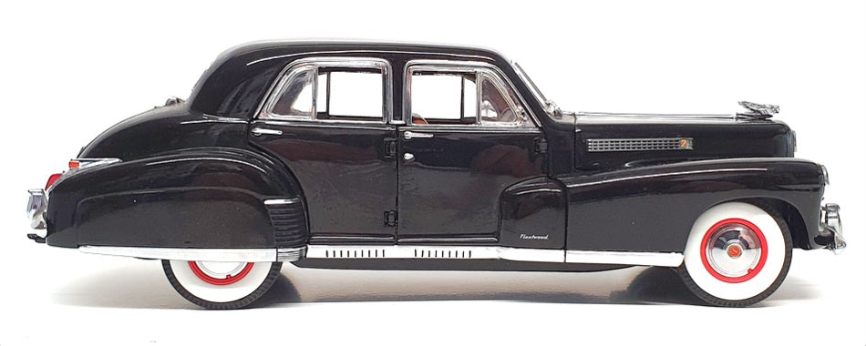 DANBURY MINT 1941 CADILLAC FLEETWOOD SERIES 60 SPECIAL COT PAPERS BOX PLUS 08068 DANBURY MINT 1941 CADILLAC FLEETWOOD SERIES 60 SPECIAL COT PAPERS BOX PLUS 08068