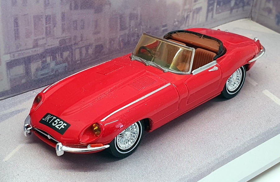 Matchbox Dinky 1/43 Scale DY-18 - 1968 Jaguar E Type Mk1 1/2 - Red