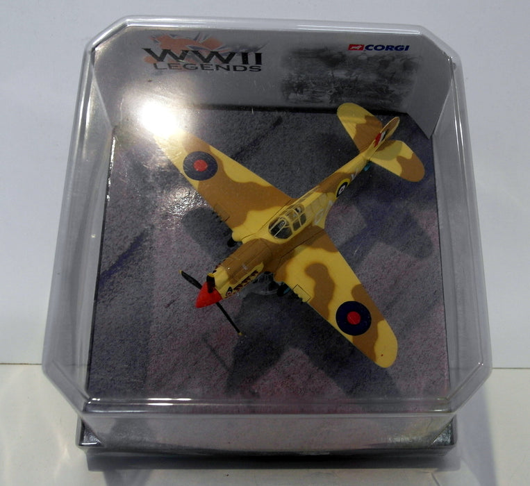 Corgi 1/72 Scale AA35204 - P-40 Kittyhawk I 112 Sqn Flg off Neville Duke