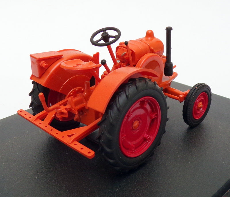 Hachette 1/43 Scale Model Tractor HT132 - 1952 Allgaier R22 - Orange