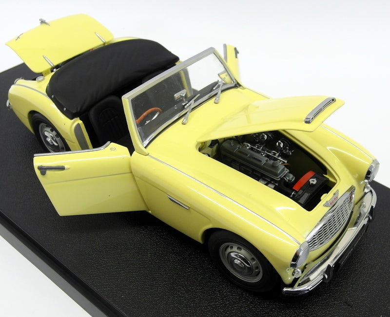Kyosho 1/18 Scale - CASE5 Austin Healey 100 Six Pale Yellow + Case
