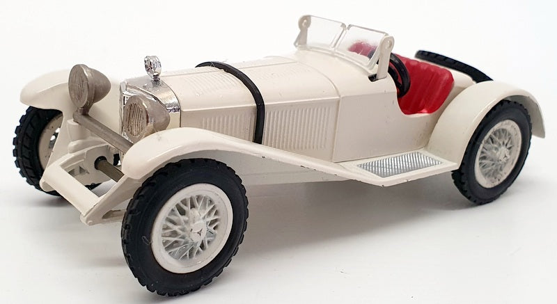 Gama 1/45 Scale Model Car 6840 4018 00 - 1928 Mercedes Benz SSK - Cream
