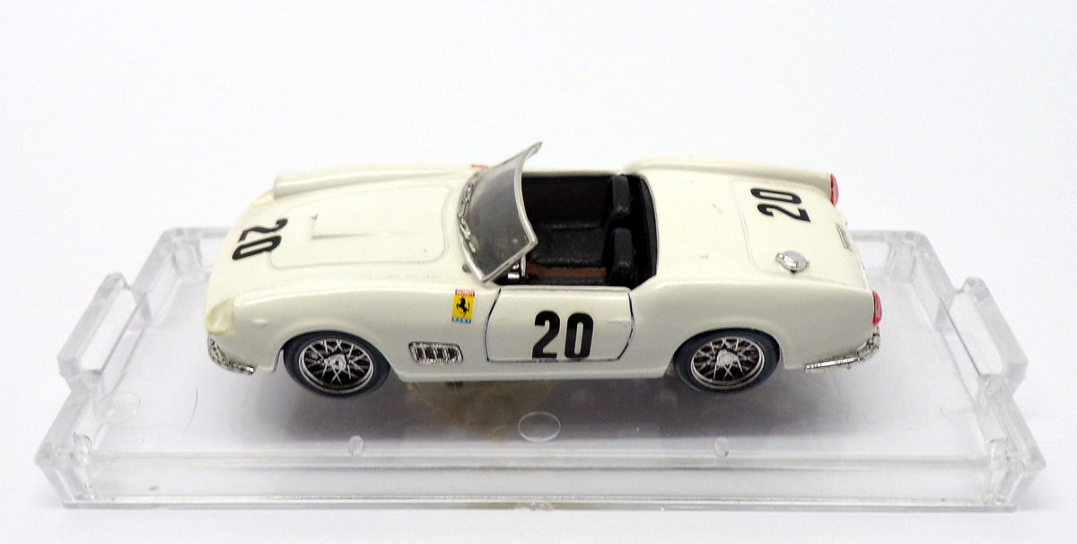 Vitesse 1/43 Scale 141 - Ferrari 250 Spyder California - #20 24h LM 1960
