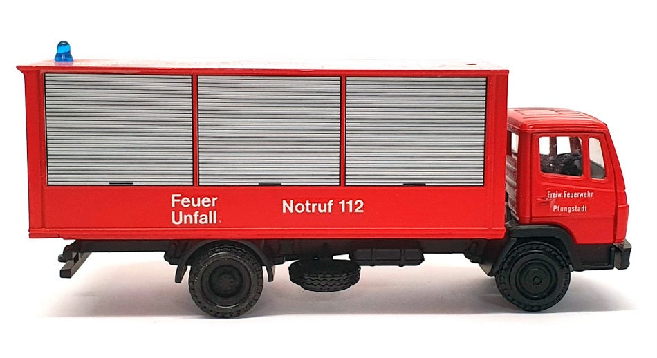 NZG 1/50 Scale Diecast FE25 - Mercedes Benz Feuerwehr Fire Truck - Red