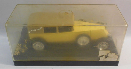 Solido 1/43 Scale Metal Model - SO88 RENAULT 40CV 1926 DECOUVRABLE YELLOW
