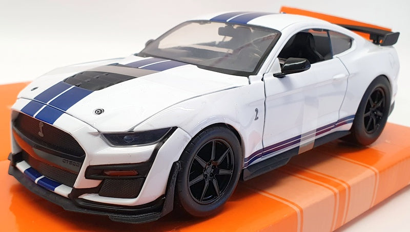 Jada 1/24 Scale Model Car 32663 - 2020 Ford Mustang Shelby GT500 - White