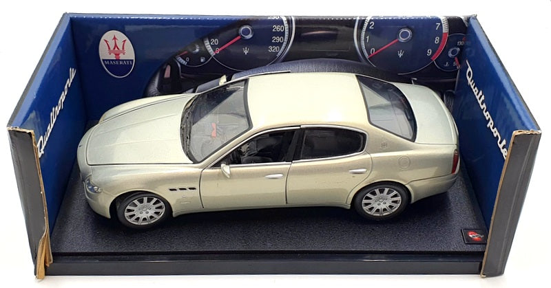 Hotwheels 1/18 Scale - C7527 - Maserati Quattroporte - Silver