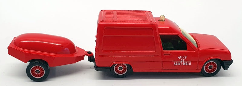Solido 1/43 Scale Diecast 2122 - 1986 Renault Express Fire Truck