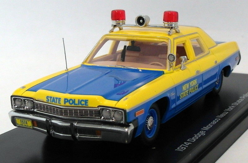 Auto World 1/43 Scale AWR1150 - 1974 Dodge Monaco New York Police - Blue Yellow