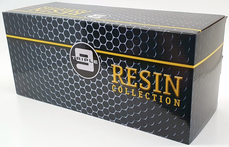 Triple 9 1/18 Scale 1800102 - 1936 Mercedes Benz 260D Pullman Landualet - Red