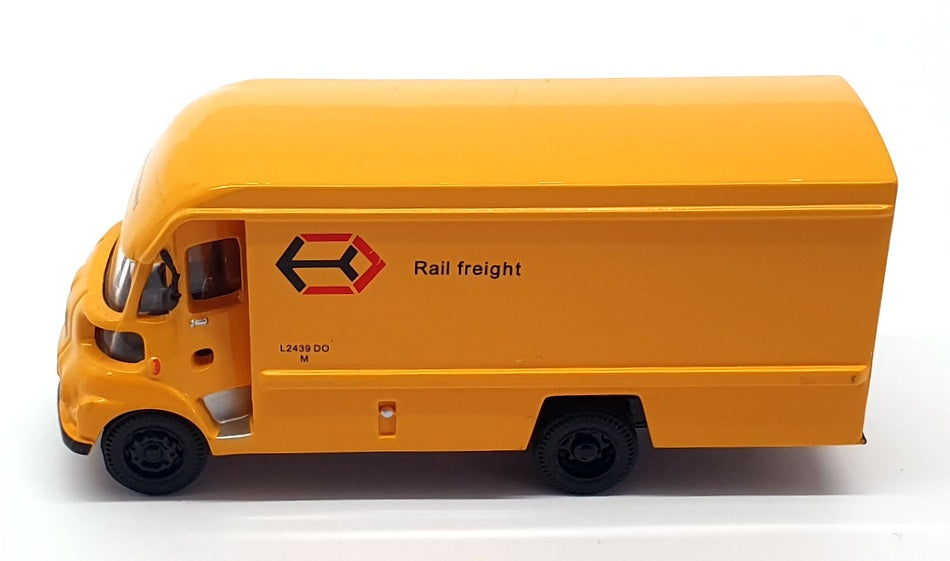 Base Toys 1/76 scale D-91 - Leyland FG Crewbus - BR Yellow