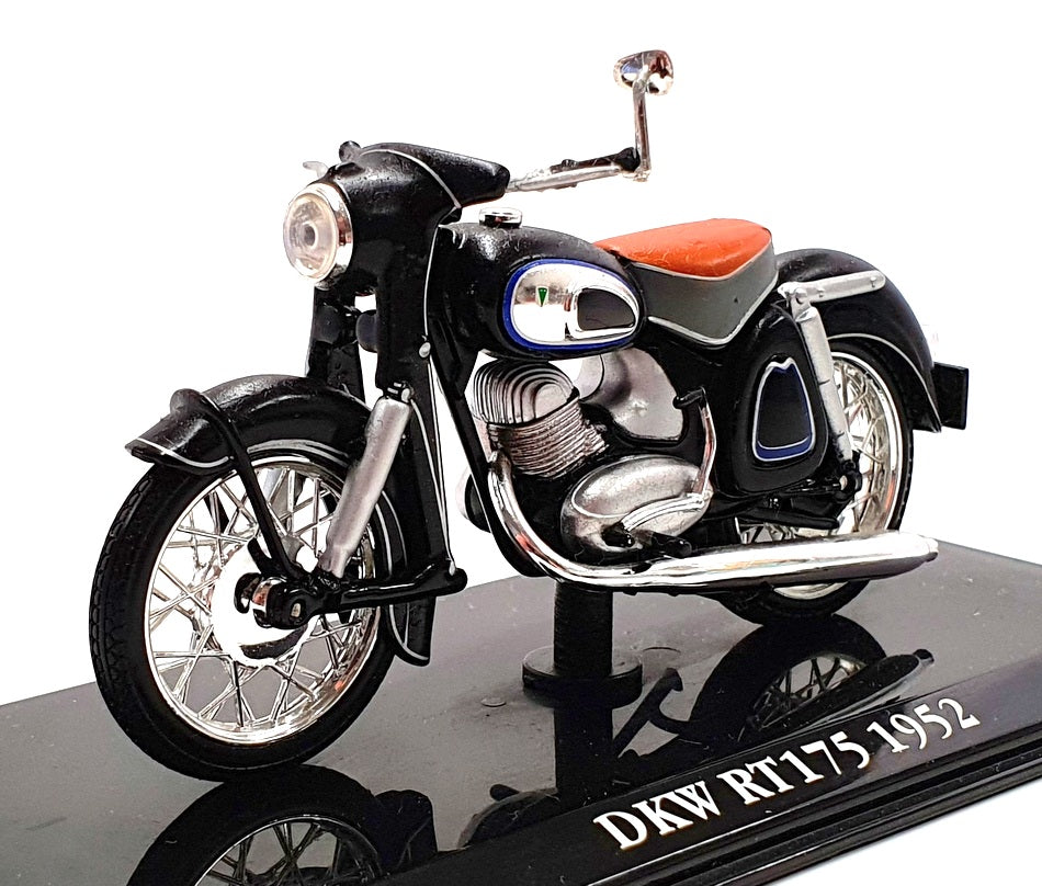 Atlas Editions 1/24 Scale 4 658 120 - 1952 DKW RT 175 VS Motorbike - Black
