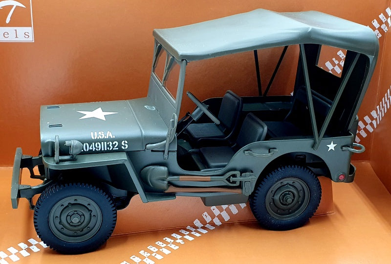 UT Models 1/18 Scale Diecast 180 149002 - Willy's Jeep With Canvas Top