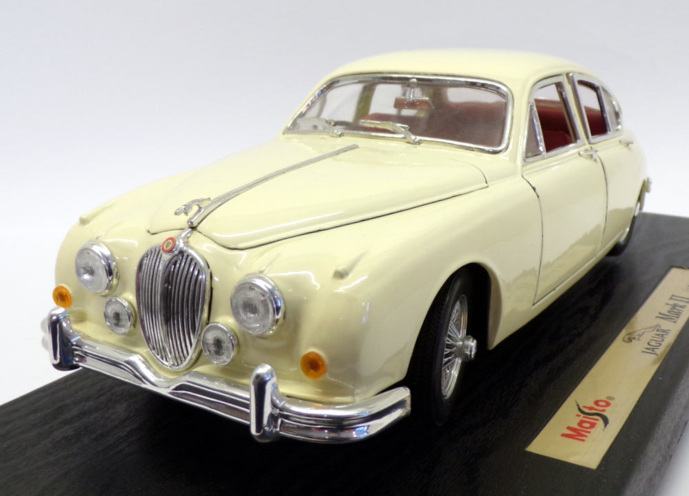 Jaguar MK II 3.8 de 1959 au 1/18 Jaguar MK 2 Burago Gold Collection - Collection Jaguar MK II 3.8 de 1959 au 1/18 Jaguar MK 2 Burago Gold Collection - Collection