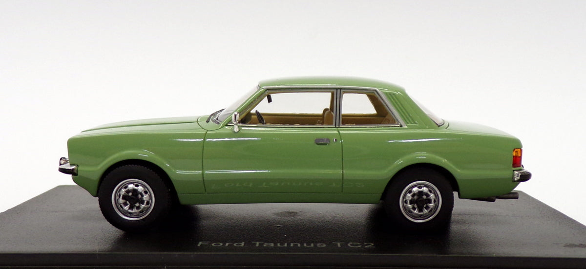 Neo 1/43 Scale NEO45139 - Ford Taunus TC2 2Dr Ghia - Green