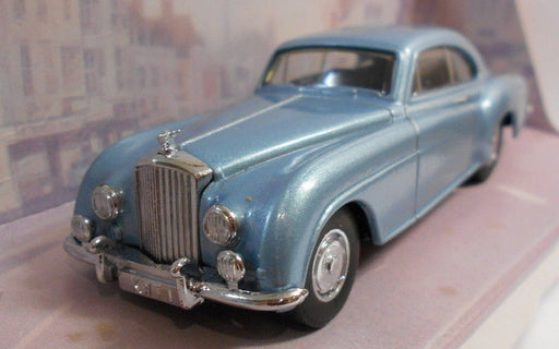 Dinky 1/43 Scale Diecast Model DY-13 1955 BENTLEY 'R' CONTINENTAL BLUE