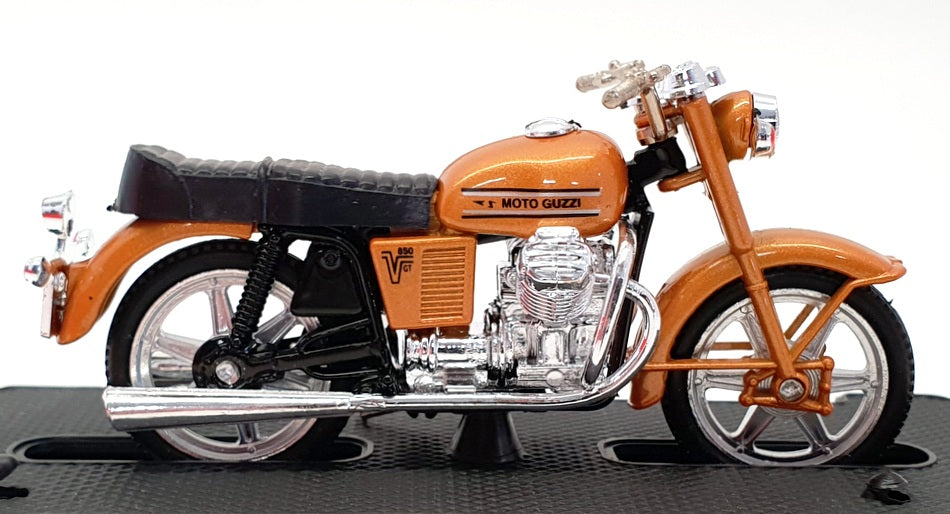 Guiloy 1/24 Scale 11681 - 1974 Moto Guzzi 850 T-3 Motorcycle - Gold