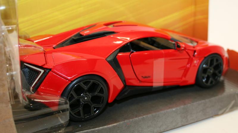 Jada 1/24 Scale 97377 Fast & Furious - Lykan Hypersport - Red
