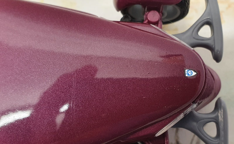 Maisto 1/24 Scale Model Car 31931 - 1997 Plymouth Prowler - Purple