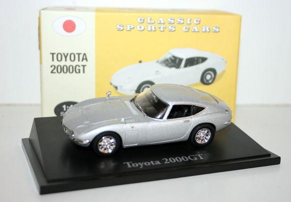 ATLAS 1/43 - 4 656 107 TOYOTA 2000GT - SILVER