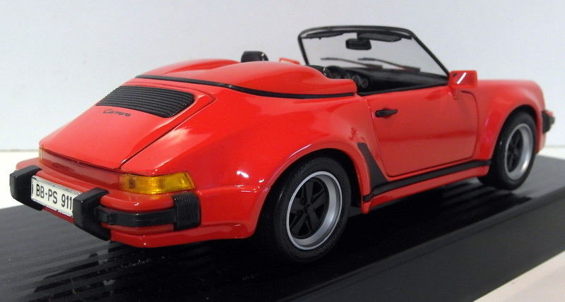 Maisto 1/18 Scale - 31802 Porsche 911 Speedster Red