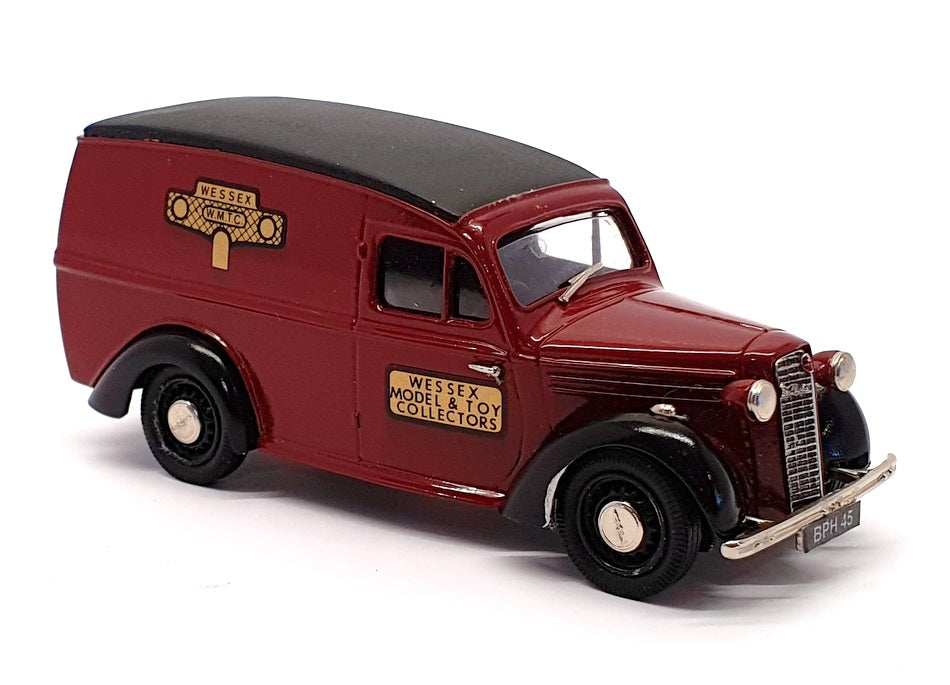 A collection of 5x Lansdowne Models precision diecast 1:43 scale model A collection of 5x Lansdowne Models precision diecast 1:43 scale model