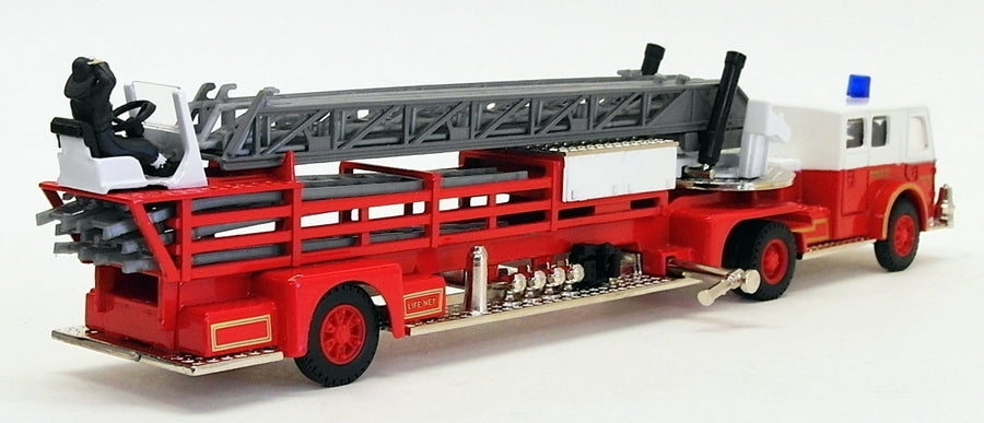Corgi 1/50 Scale Fire Engine 51802 - ALF Aerial Ladder - Rochester NY