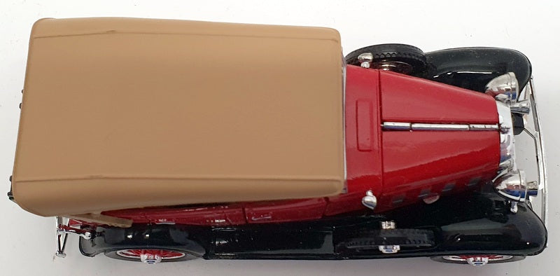 Unbranded 12cm Long Model Car UB0102IR6 - 1932 Chervolet - Red