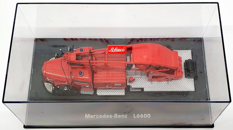 Schuco 1/43 Scale Model Truck 03101 - Mercedes Benz  L6600 - Red