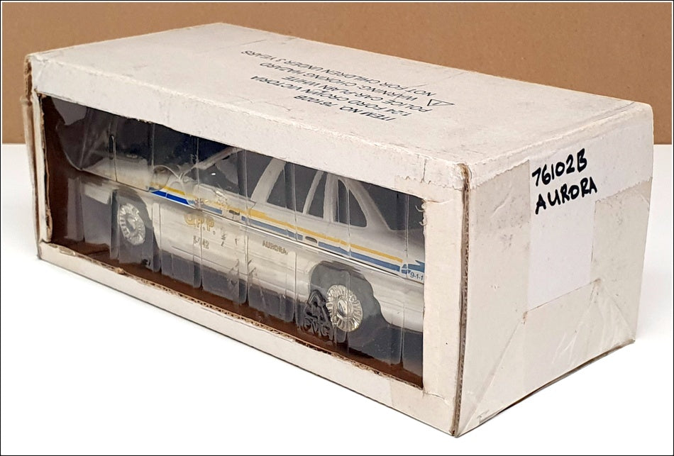 Motormax 1/24 Scale 76102B - Ford Crown Victoria Police - Aurora