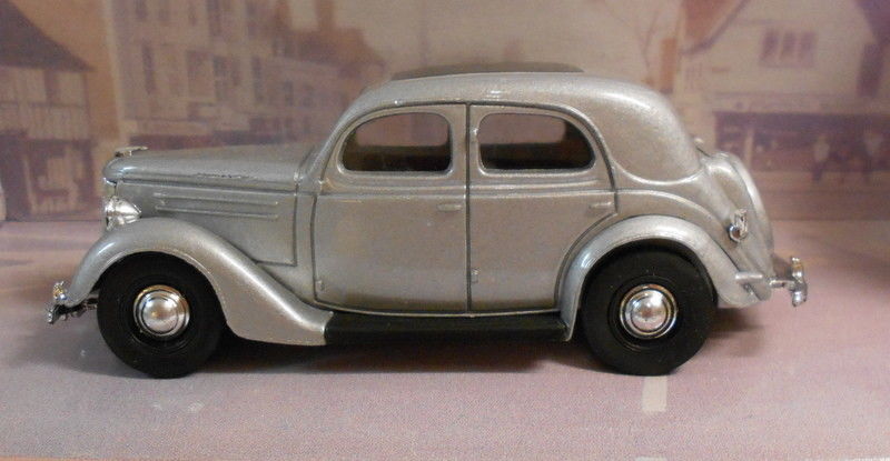 Dinky 1/43 Scale Diecast Model DY-5B 1950 FORD V8 PILOT GREY