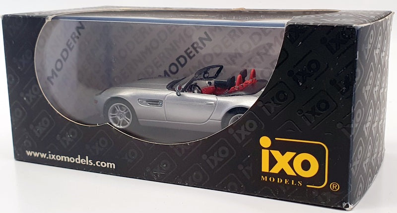 IXO Models 1/42 Scale Model Car MOC076 - 2001 BMW Z8 - Silver