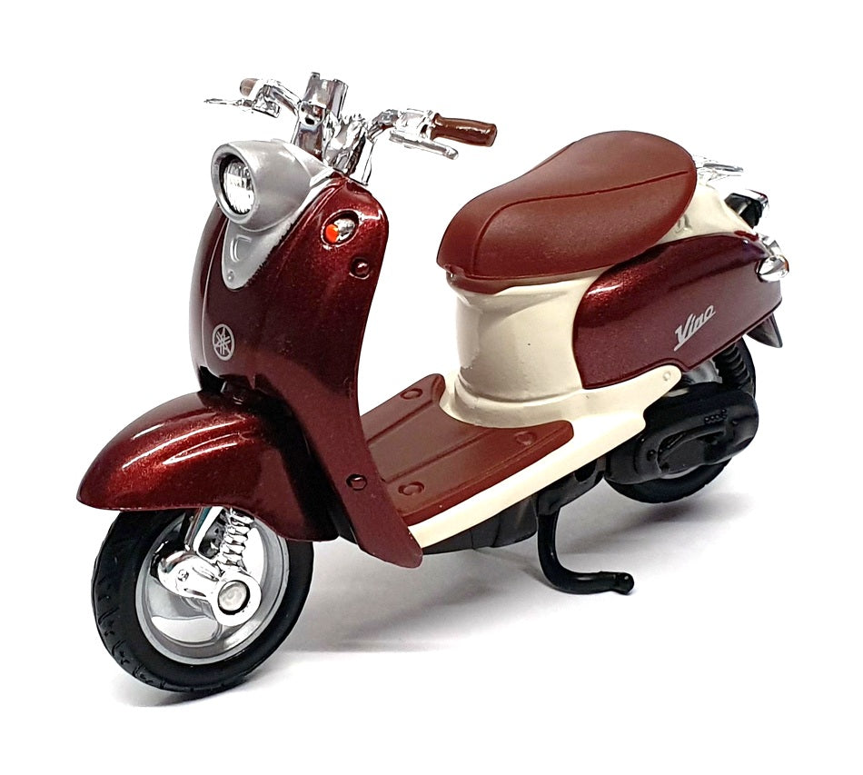 Altaya 1/18 Scale 20522 - Yamaha Vino YJ50R Motorbike - Deep Red/White