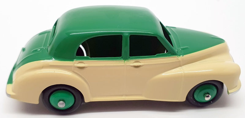 Atlas Editions Dinky Toys 159 - Morris Oxford Saloon - Cream