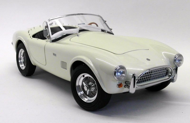 GMP 1/12 Scale Diecast G1202603 - Shelby 289 Cobra White 1 of 1000 Pcs