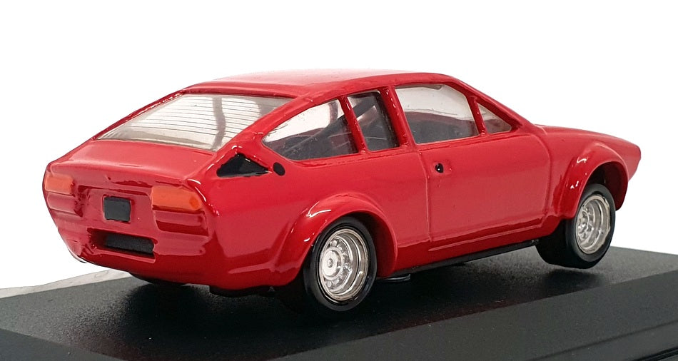 Solido 1/43 Scale Diecast 29721B - 1979 Alfa Romeo GTV - Red