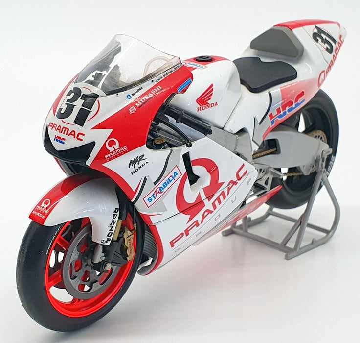 Minichamps 1/12 Scale Motorcycle 122 026131 - Honda NSR 500 Team Pramac Moto GP